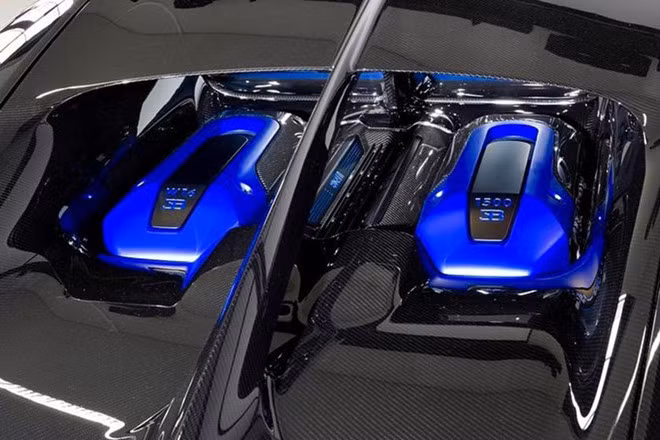 Chiếc Bugatti Chiron Sport đầu tiên đã chào đời