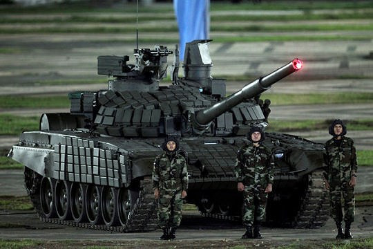 284 “hổ thép” T-72B1V sẽ chặn đứng đà tiến, nếu Mỹ và Colombia tấn công Venezuela?