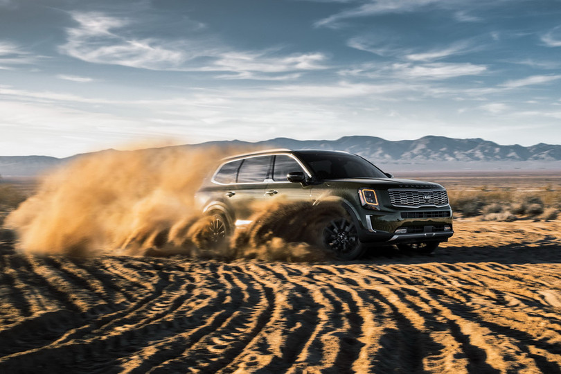 SUV “hạng sang” Kia Telluride chốt giá ngang Ford Explorer