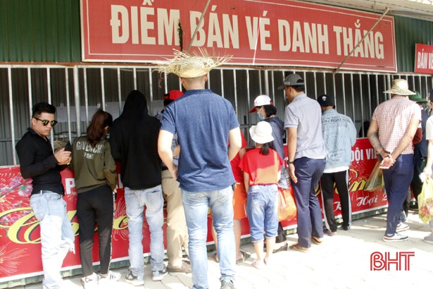 Hoàn tất công tác chuẩn bị khai hội chùa Hương Tích