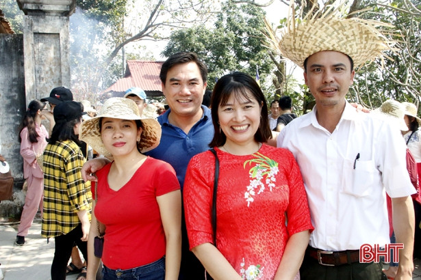 Hoàn tất công tác chuẩn bị khai hội chùa Hương Tích