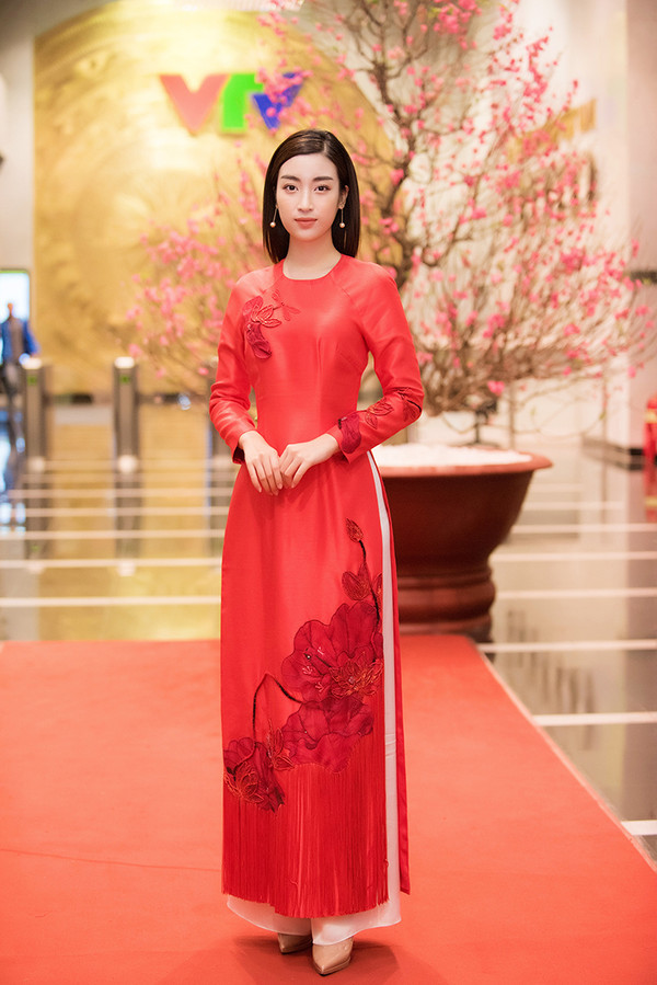 Mỹ nhân Việt đa phong cách với áo dài xuân Kỷ Hợi