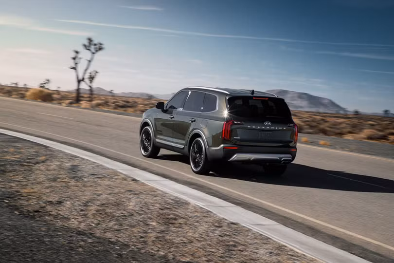SUV “hạng sang” Kia Telluride chốt giá ngang Ford Explorer