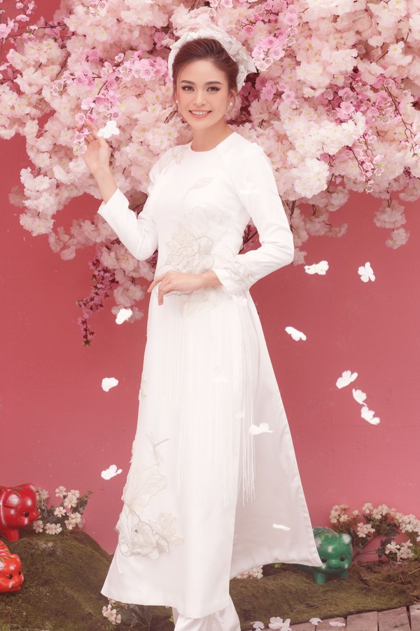 Mỹ nhân Việt đa phong cách với áo dài xuân Kỷ Hợi