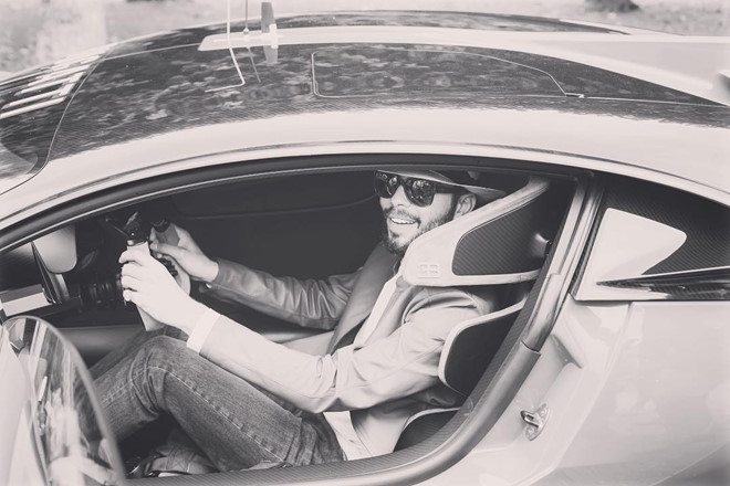 Hoàng tử Ả-rập khoe siêu phẩm Koenigsegg Regera bản “bóng ma”