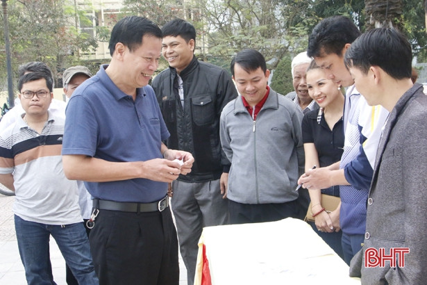 Về Hà Tĩnh, xem đánh cờ thẻ mừng xuân Kỷ Hợi