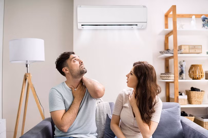 5 nguyên nhân ngủ điều hòa bị đau họng, nghẹt mũi