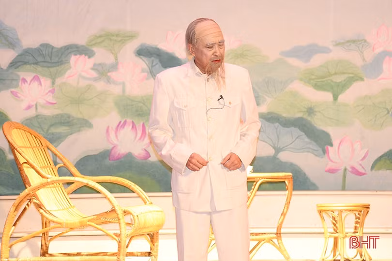 Công diễn vở ca kịch “Lời Bác dặn trước lúc đi xa” tại Can Lộc