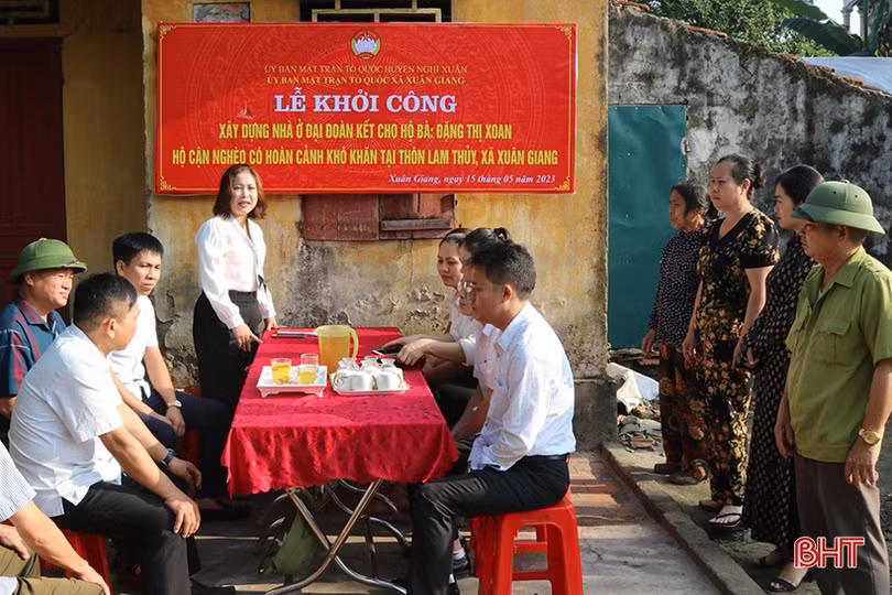 Hỗ trợ hơn 100 triệu đồng xây nhà đại đoàn kết cho hộ nghèo ở Nghi Xuân