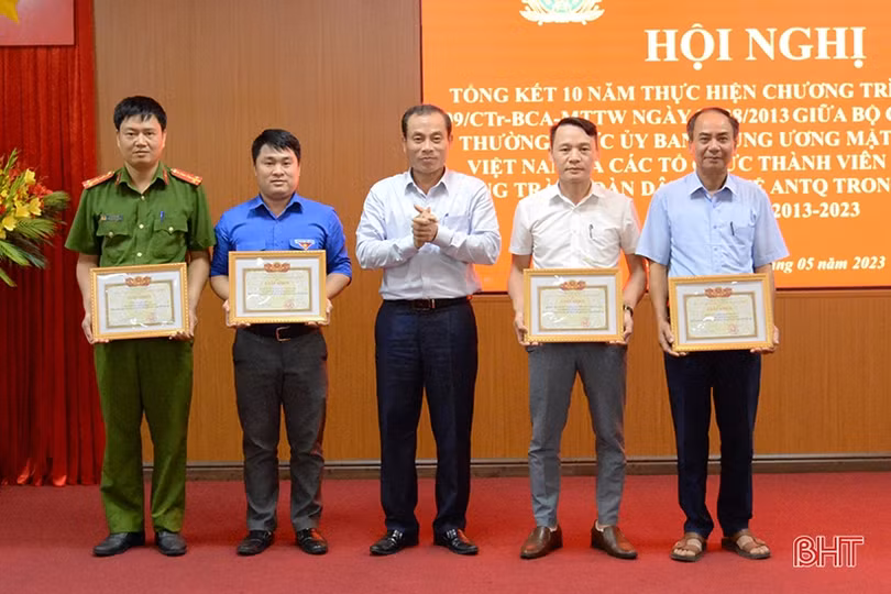 Can Lộc tiếp tục đẩy mạnh phong trào toàn dân bảo vệ an ninh Tổ quốc