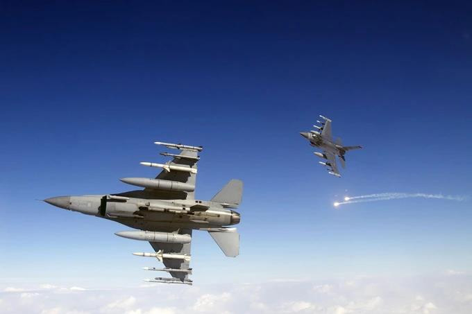 Nga cảnh báo hậu quả nếu phương Tây cấp F-16 cho Ukraine