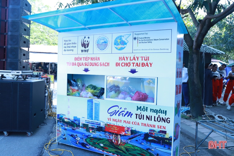 Phụ nữ TP Hà Tĩnh tích cực truyền thông giảm thiểu rác thải nhựa