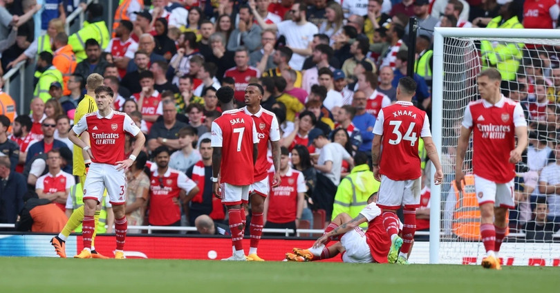 Arsenal tan mộng vô địch Ngoại hạng Anh