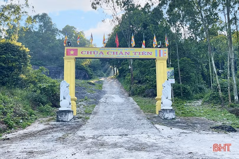 Thăm Chân Tiên tự, ngôi chùa cổ trên dãy núi Hồng Lĩnh