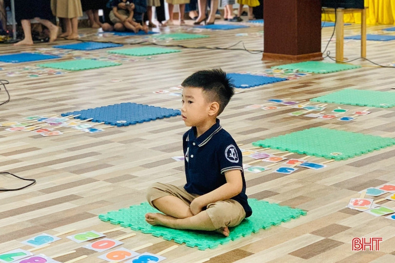 “Siêu nhí” Trung Kiên đấu trí