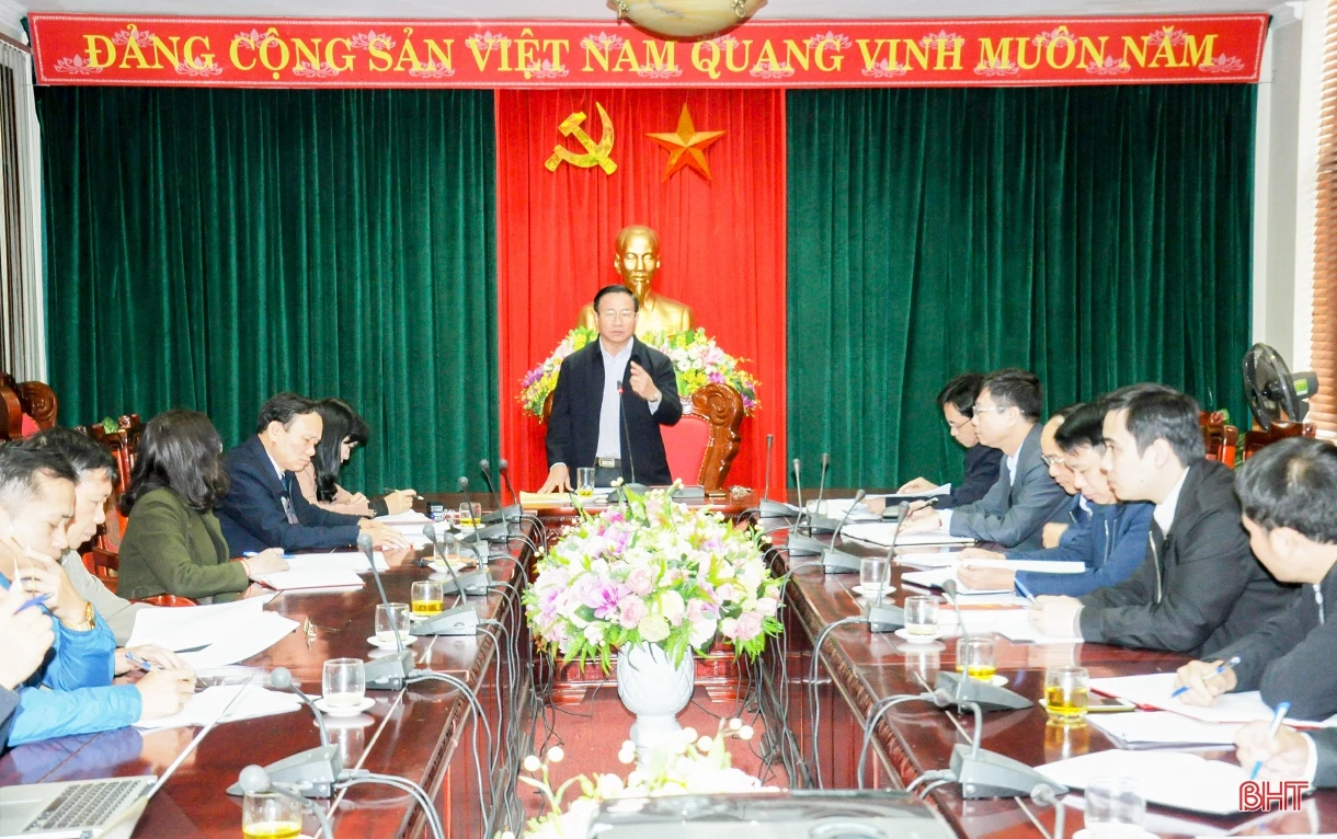 Cán bộ - nhân tố quyết định sự thành bại của cách mạng