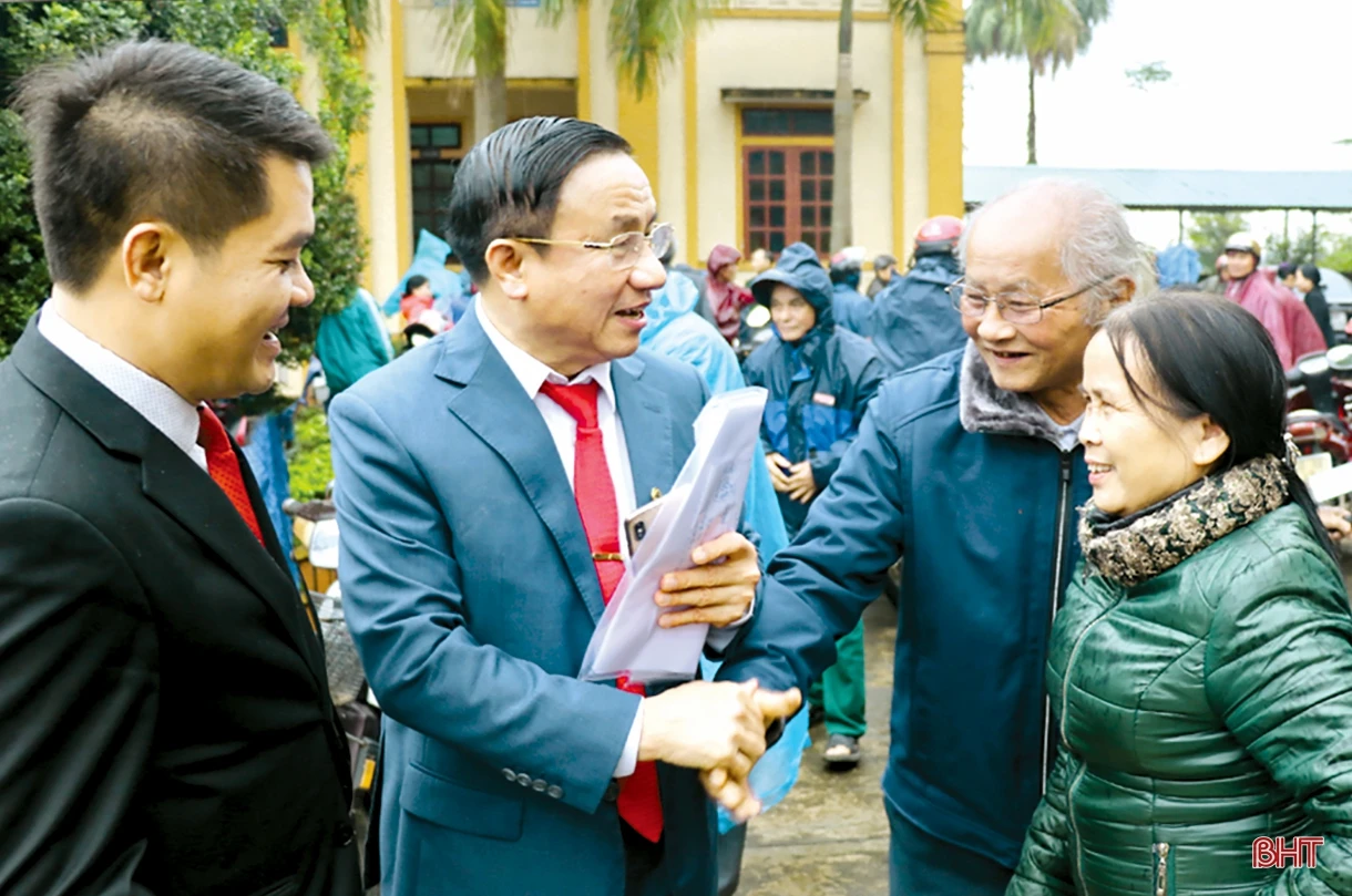 Cán bộ - nhân tố quyết định sự thành bại của cách mạng