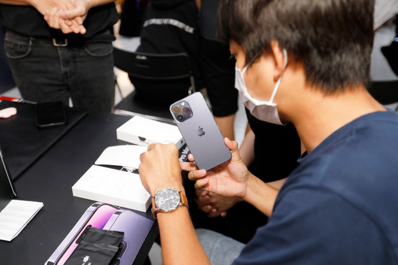 Người Việt phải chờ tới tháng 12 để mua iPhone 14 Pro Max