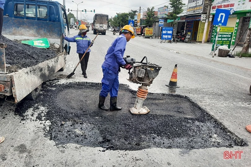 Quốc lộ 1 đoạn qua Hà Tĩnh xuống cấp, công tác khắc phục chậm trễ