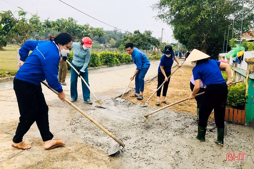 Nhiều hoạt động kỷ niệm 108 năm ngày sinh Anh hùng Lý Tự Trọng