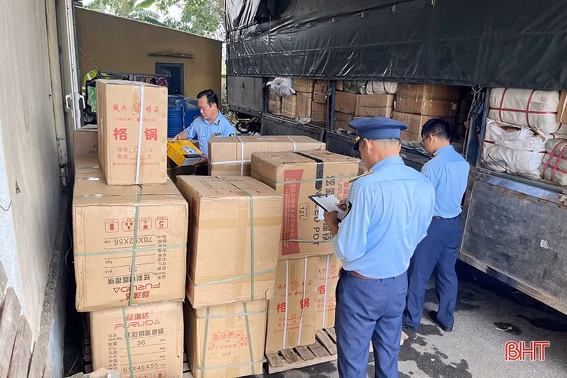 Xử phạt 45 triệu đồng đối với các cá nhân kinh doanh hàng hóa nhập lậu