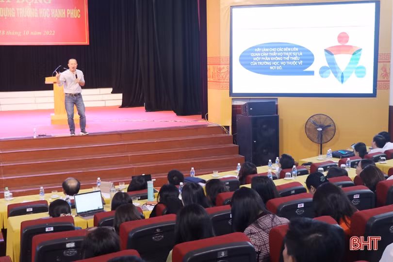 Hà Tĩnh phát động phong trào xây dựng trường học hạnh phúc