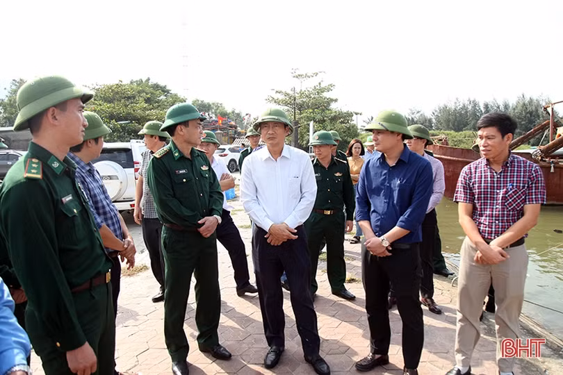 Đảm bảo an toàn tính mạng, tài sản cho bà con ngư dân trước ảnh hưởng bão số 6