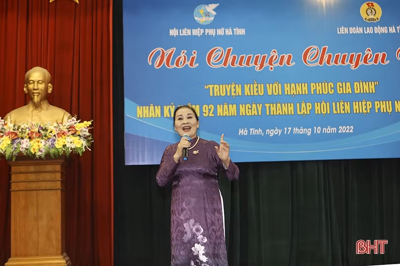 Phụ nữ Hà Tĩnh “ngẫm Kiều” để xây dựng hạnh phúc gia đình