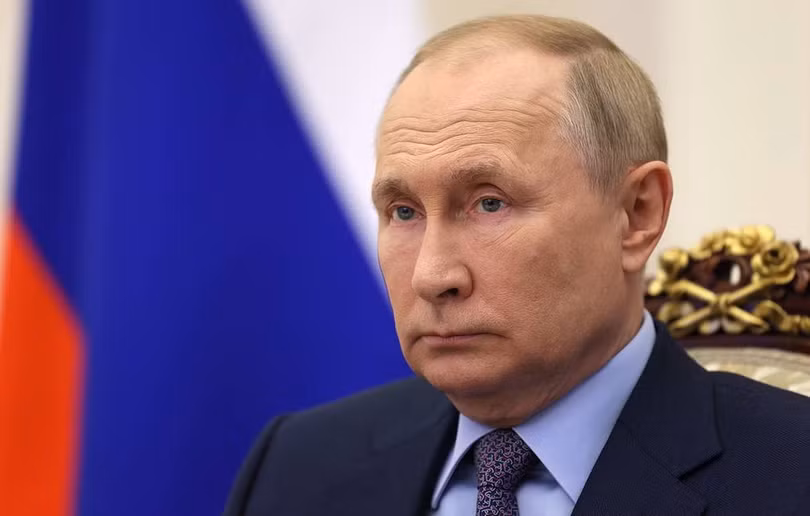 Tổng thống Putin thiết quân luật tại 4 tỉnh Ukraine vừa tuyên bố sáp nhập