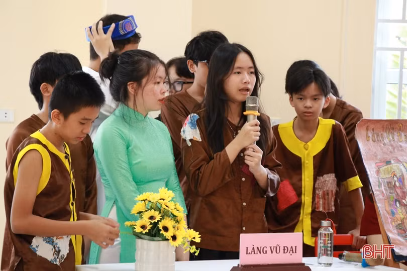 Học sinh iSchool Hà Tĩnh hào hứng trải nghiệm “Hình ảnh người nông dân trong Văn học Việt Nam”