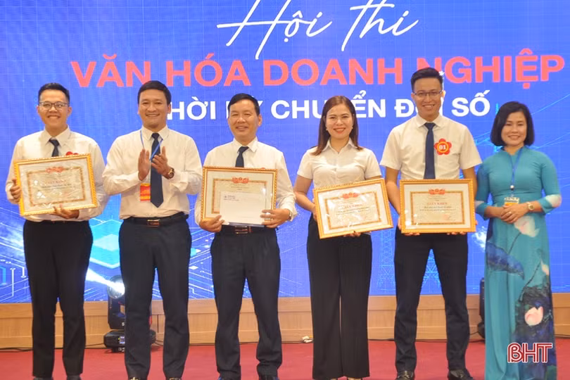 Công ty Điện lực Hà Tĩnh tổ chức thành công hội thi văn hóa doanh nghiệp trong thời kỳ chuyển đổi số