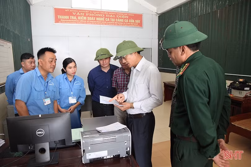 Đảm bảo an toàn tính mạng, tài sản cho bà con ngư dân trước ảnh hưởng bão số 6