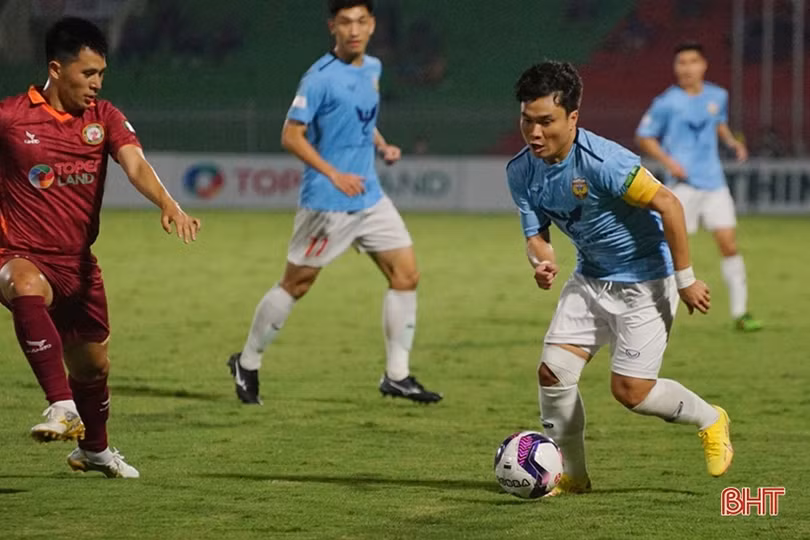 Thế dựa chân tường của Hồng Lĩnh Hà Tĩnh