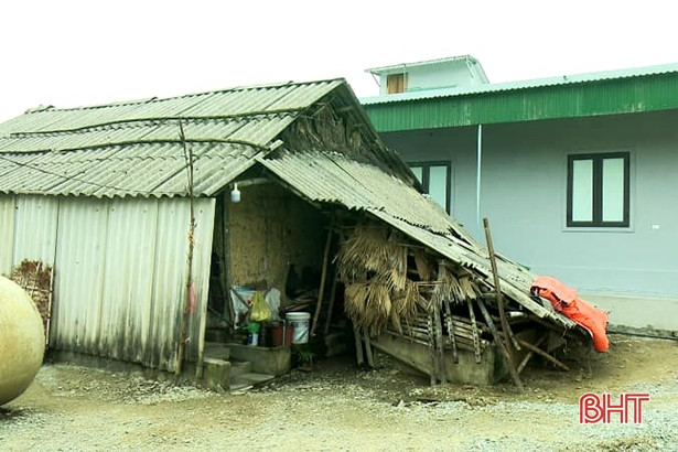 Bàn giao nhà nhân ái cho hộ nghèo ở TP Hà Tĩnh