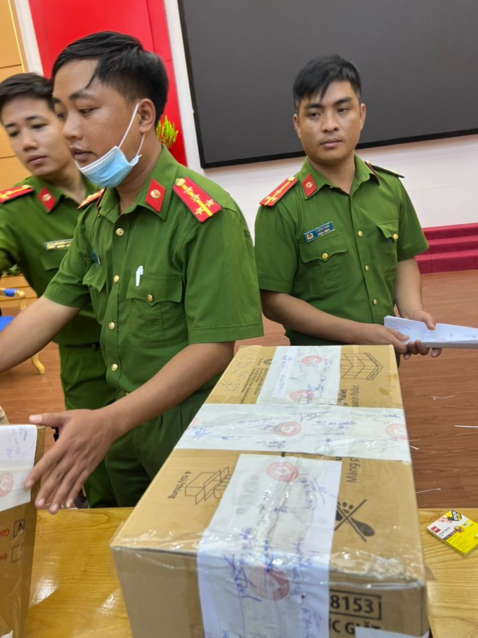 Dừng cuộc đấu giá 52 ô đất có bất thường, công an vào cuộc - 2 Dừng cuộc đấu giá 52 ô đất có bất thường, công an vào cuộc