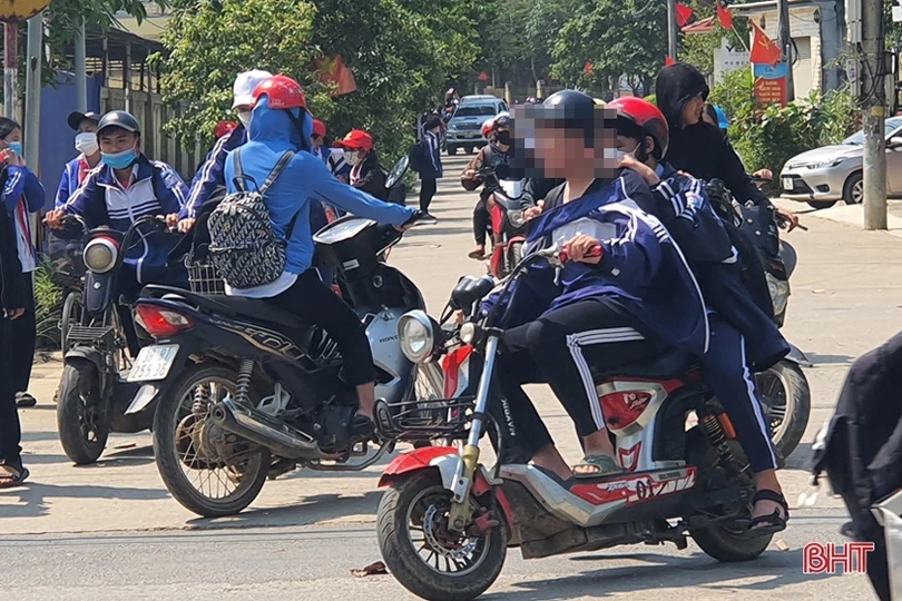 “Nhan nhản” học sinh vi phạm Luật Giao thông ở huyện miền núi Hà Tĩnh