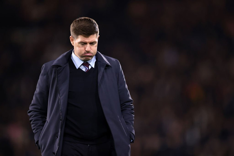 Steven Gerrard bị sa thải sau thất bại 0-3 trước Fulham