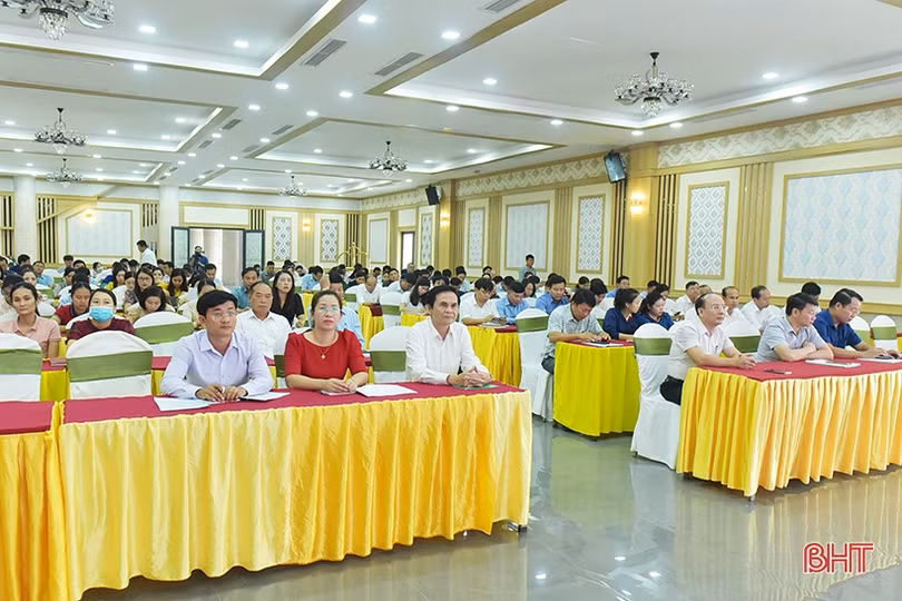 Tập huấn quản lý, sử dụng nguồn vốn nông thôn mới mới hiệu quả