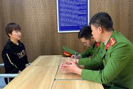 Đám tang lừa xóm làng của thiếu phụ giả chết, thậm chí mộ còn được cải táng