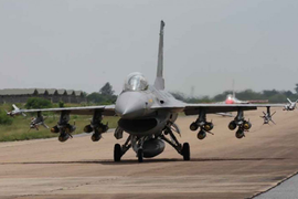 Thái Lan điều F-16 tập kích mục tiêu Campuchia