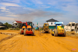 Vấn đề hôm nay: Giải pháp nào cho chặng nước rút giải ngân đầu tư công?