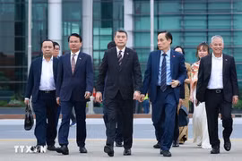 Thủ tướng Lê Minh Hưng lên đường dự Hội nghị cấp cao ASEAN - Nga