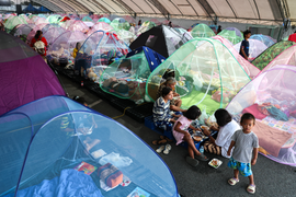 Hơn 700.000 người phải sơ tán do xung đột Campuchia - Thái Lan