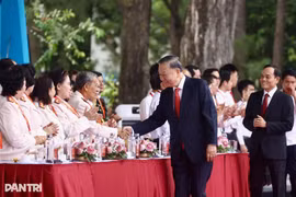 Tổng Bí thư, Chủ tịch nước Tô Lâm dự Lễ kỷ niệm 50 năm Sài Gòn - Gia Định mang tên Chủ tịch Hồ Chí Minh