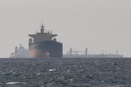 Nguồn cung dầu khí khó giải tỏa ngay sau thỏa thuận Mỹ - Iran