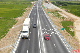 Siết chặt an toàn giao thông trên cao tốc Bắc – Nam đoạn qua Hà Tĩnh