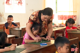 Xung quanh việc điều chuyển giáo viên ở Hương Khê: Người trong cuộc nói gì?
