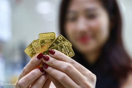 Giá vàng miếng sát mốc 123 triệu đồng một lượng