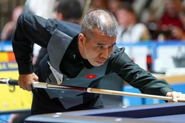 Hạ 'thiên tài' Caudron, cơ thủ quê Hà Tĩnh vô địch Blois 3-Cushion Masters
