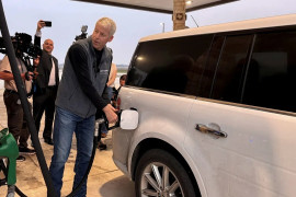 Mỹ nêu kế hoạch giải tỏa Eo biển Hormuz để giảm giá xăng dầu